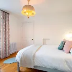 Peckitt Street Apartments